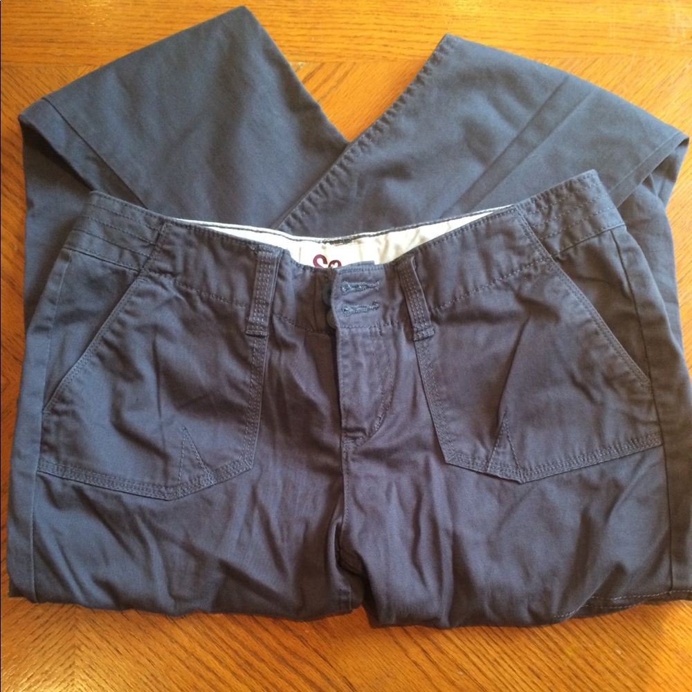 NEVER WORN pants